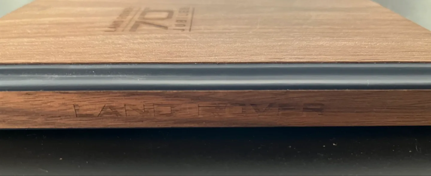 Land Rover Premium Handmade Cedar Wood Journal - Brand New image indicator(6)