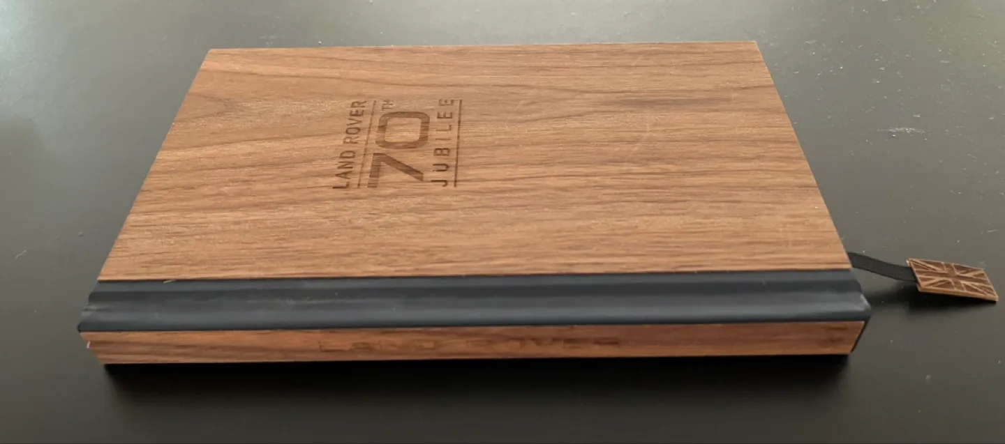 Land Rover Premium Handmade Cedar Wood Journal - Brand New image indicator(7)