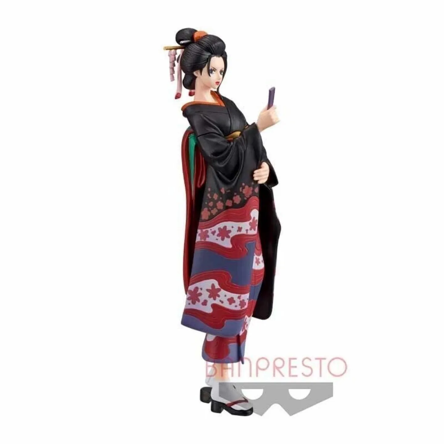 NEW One Piece Nico Robin Figurine image indicator(4)