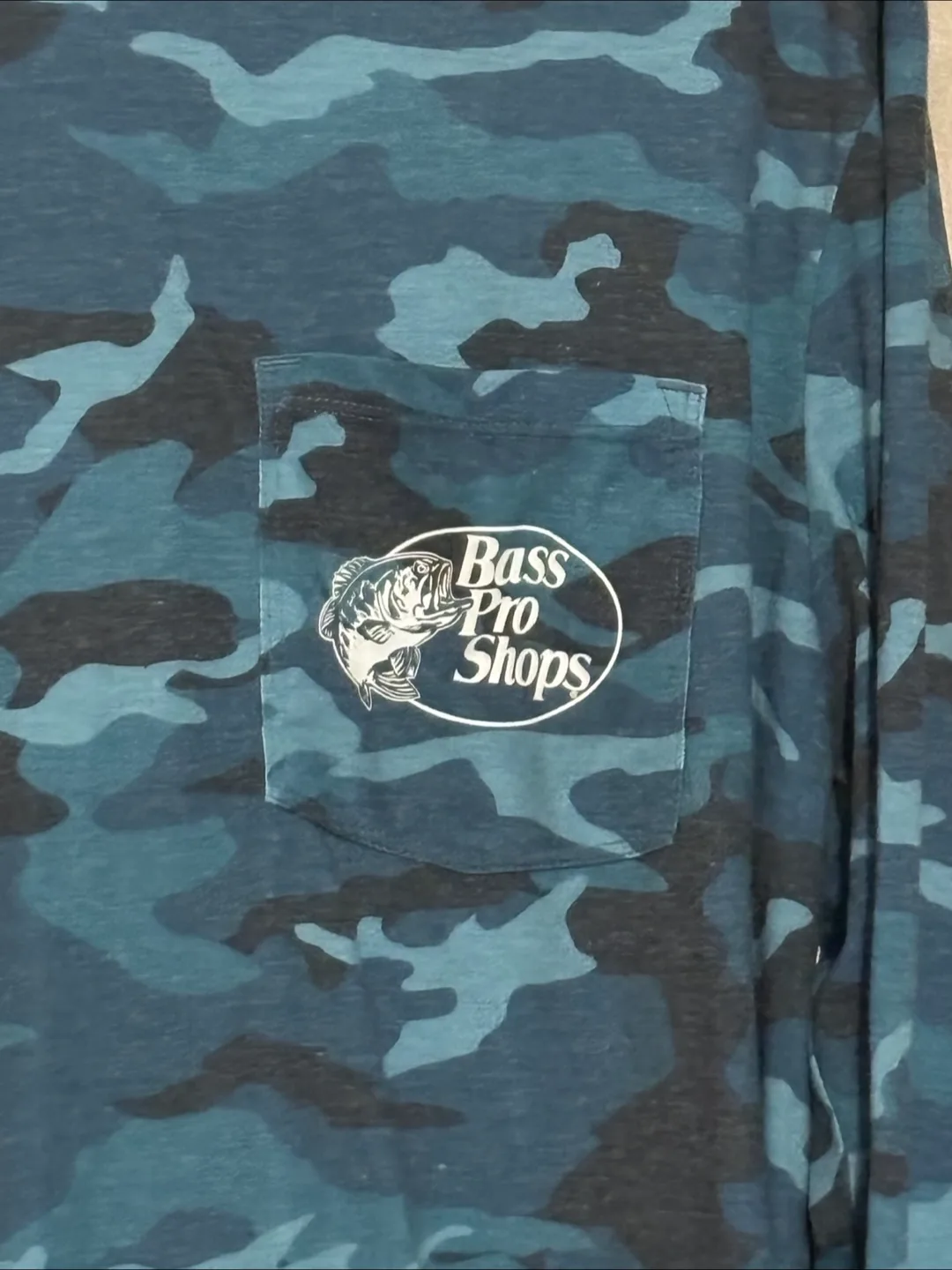 Bass Pro Shops Camo Hoodie - Size L image indicator(2)