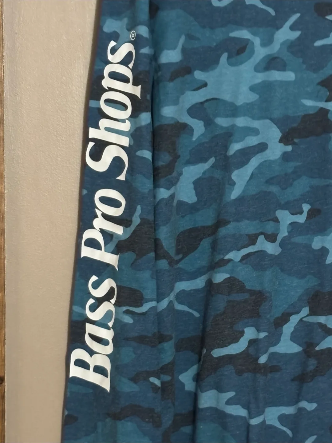 Bass Pro Shops Camo Hoodie - Size L image indicator(3)