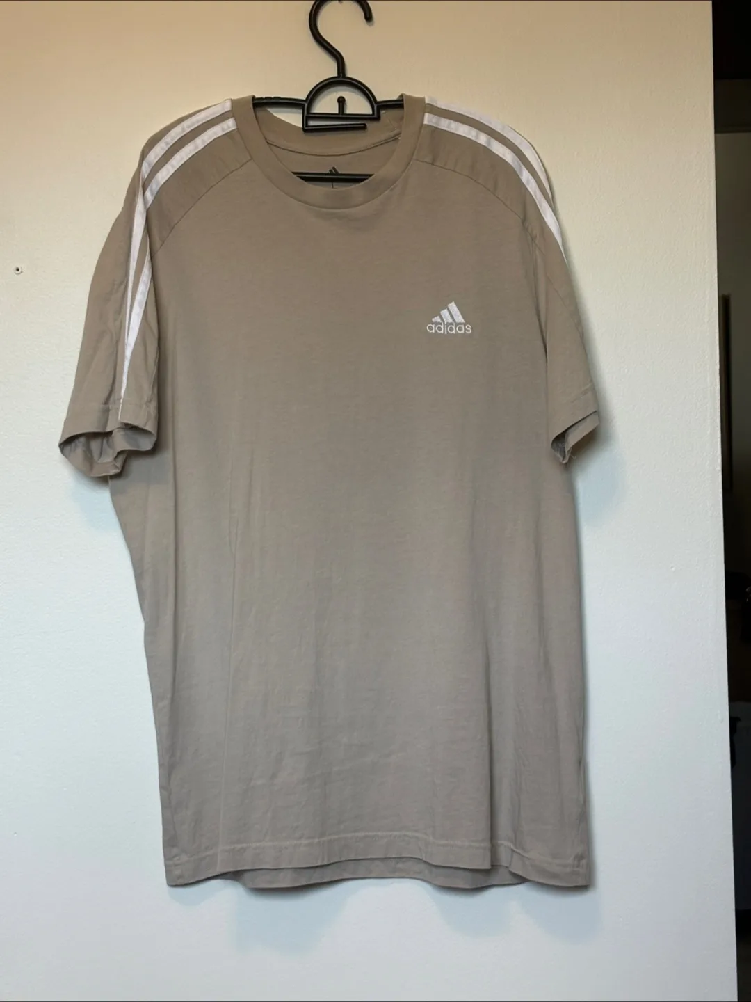 Adidas Beige T-Shirt - Men’s L thumbnail