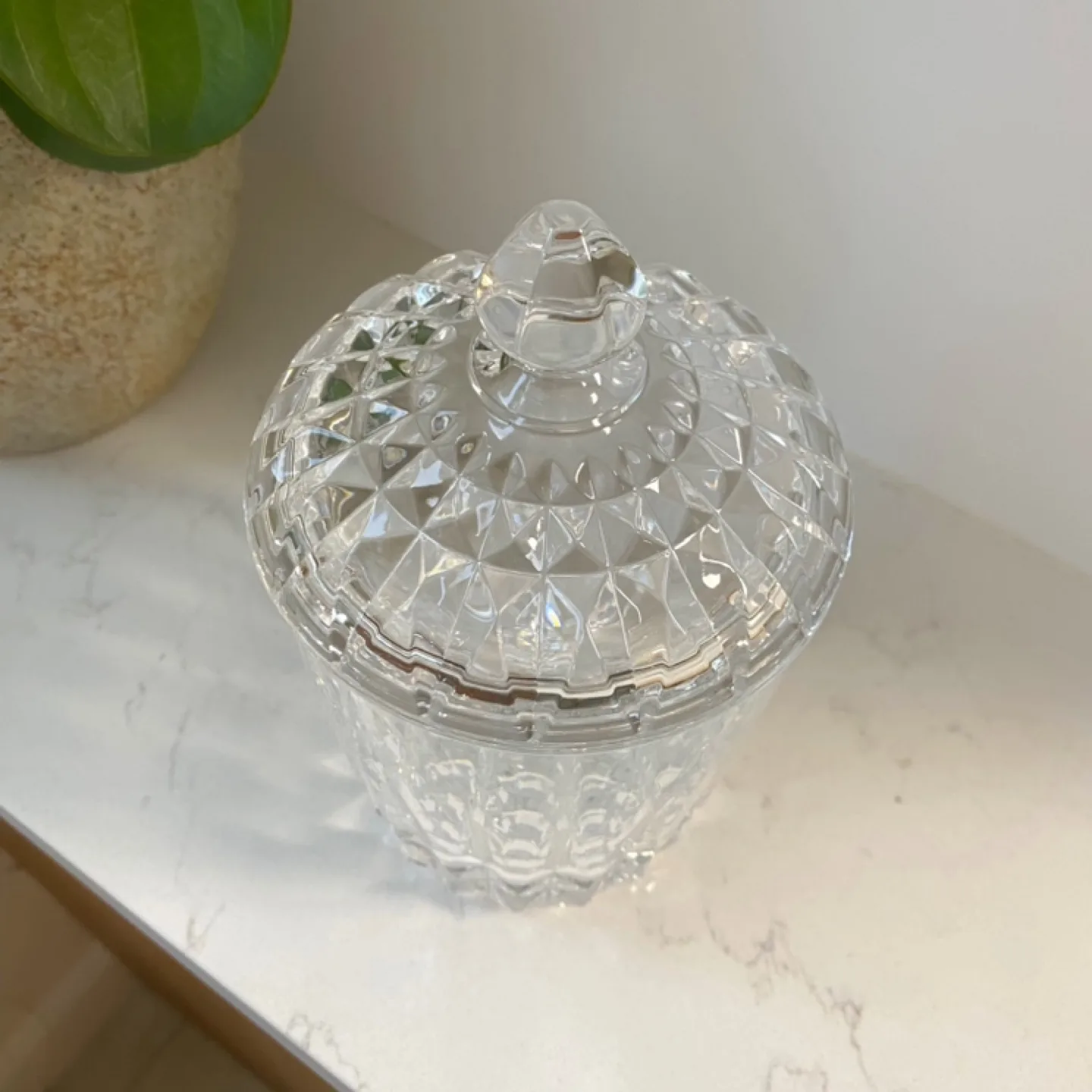 Crystal Candy Dish with Lid image indicator(3)