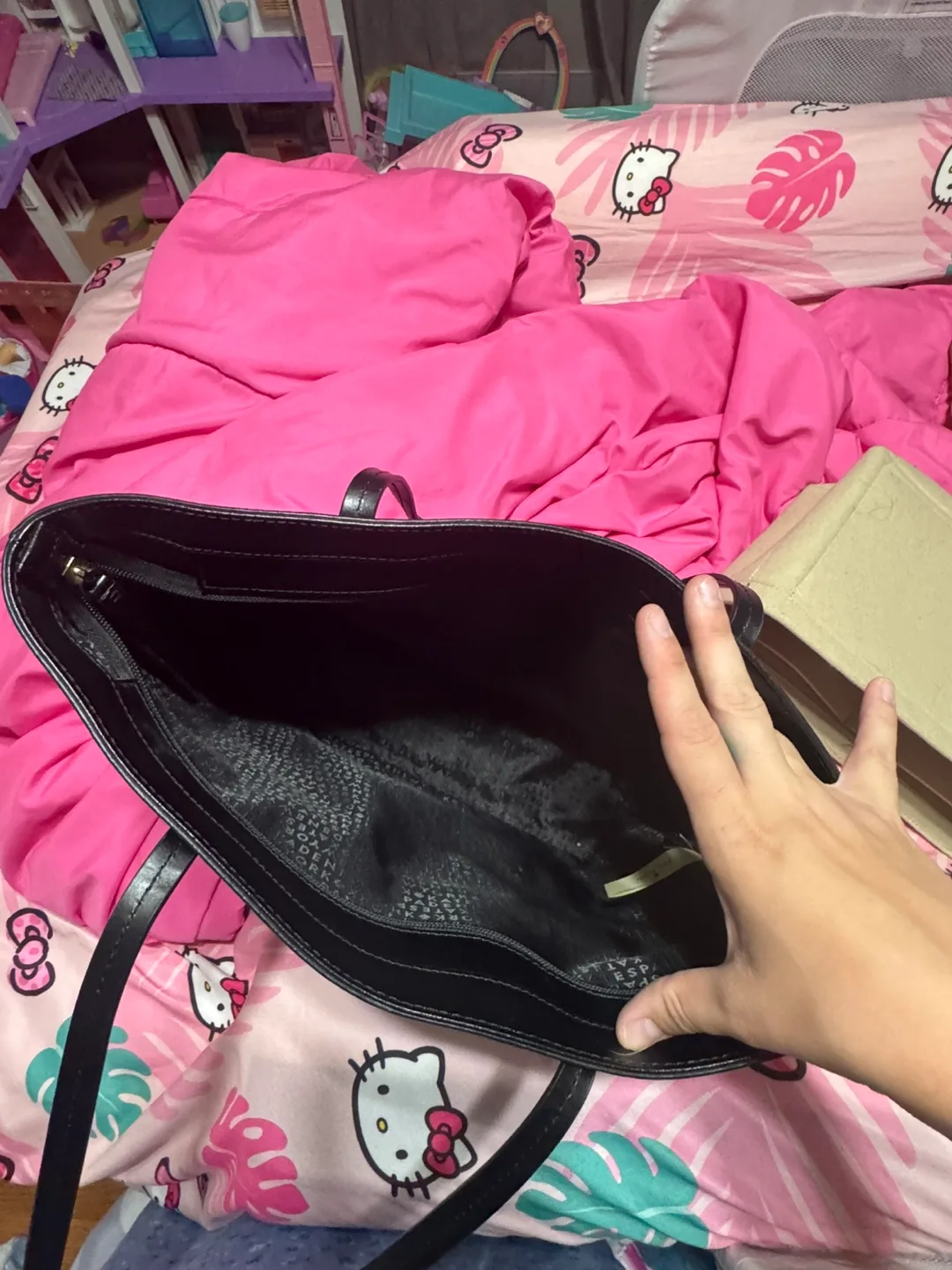 kate spade black leather tote image indicator(3)