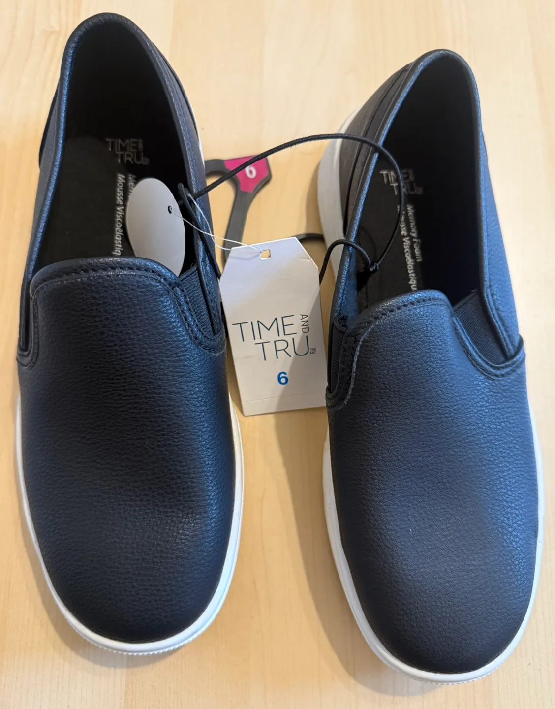 Time and Tru Memory Foam Slip-On Shoes - Size 6 image indicator(4)