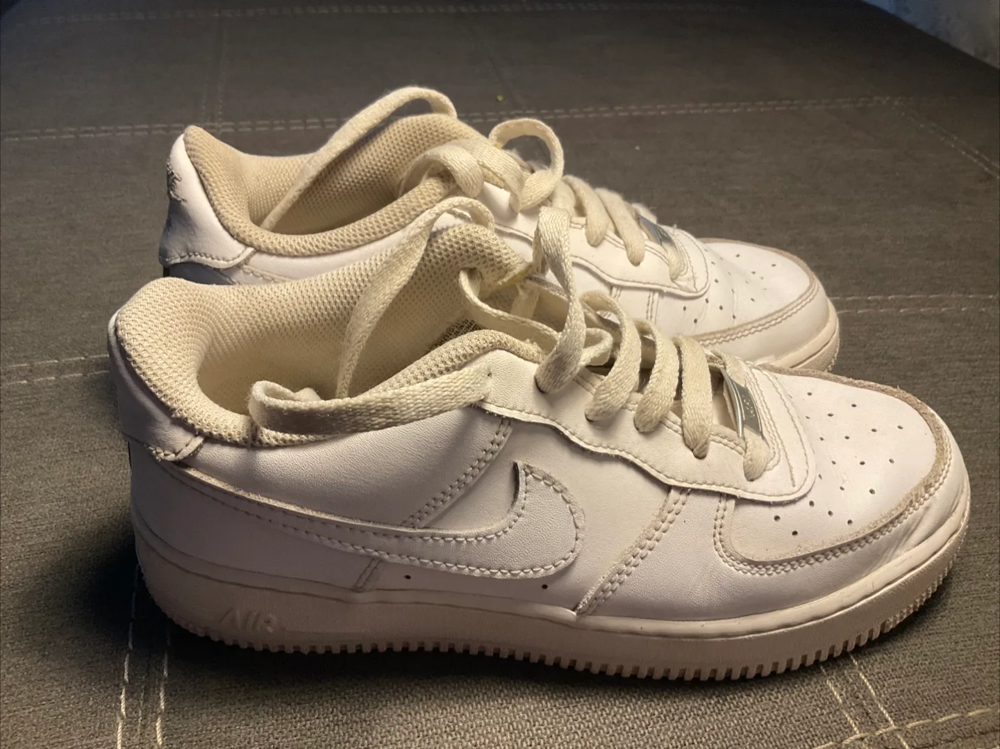 Nike Air Force 1 White Sneakers image indicator(2)