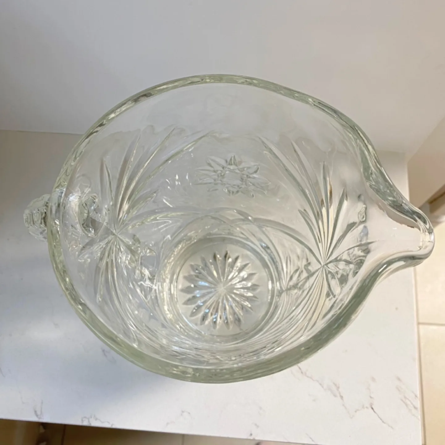 Vintage Clear Glass Pitcher image indicator(5)