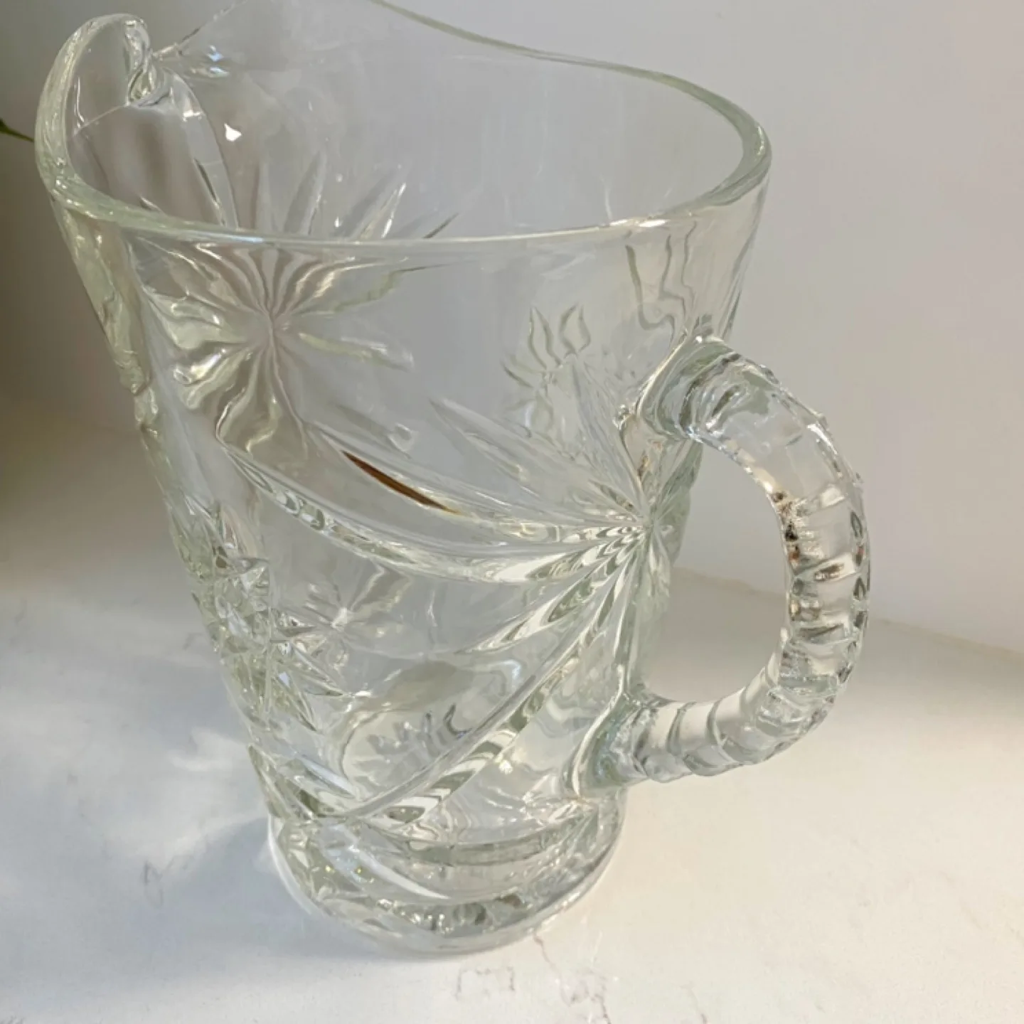 Vintage Clear Glass Pitcher image indicator(4)