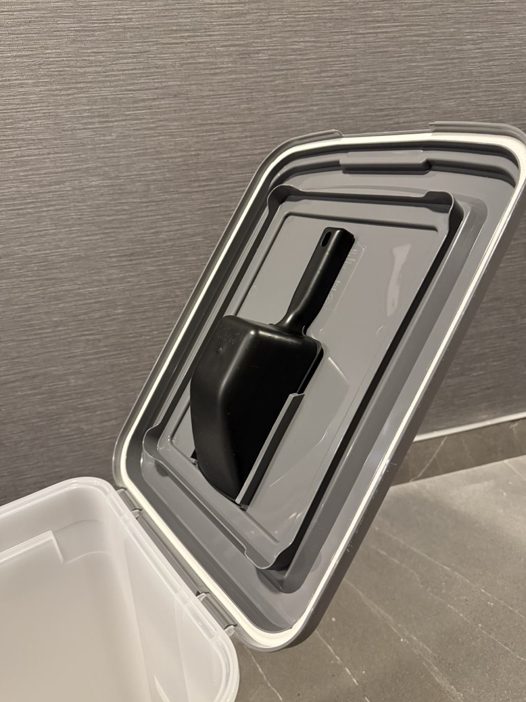 Pet Food Storage Container with Scoop - photo 2