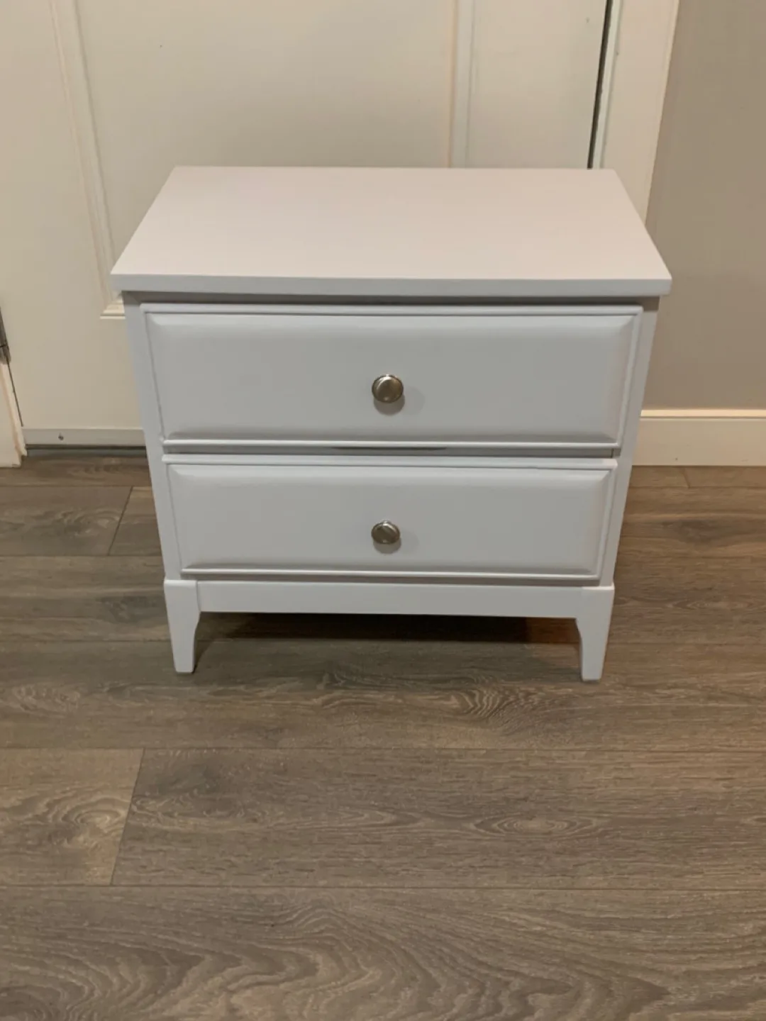 2-Drawer Nightstand thumbnail