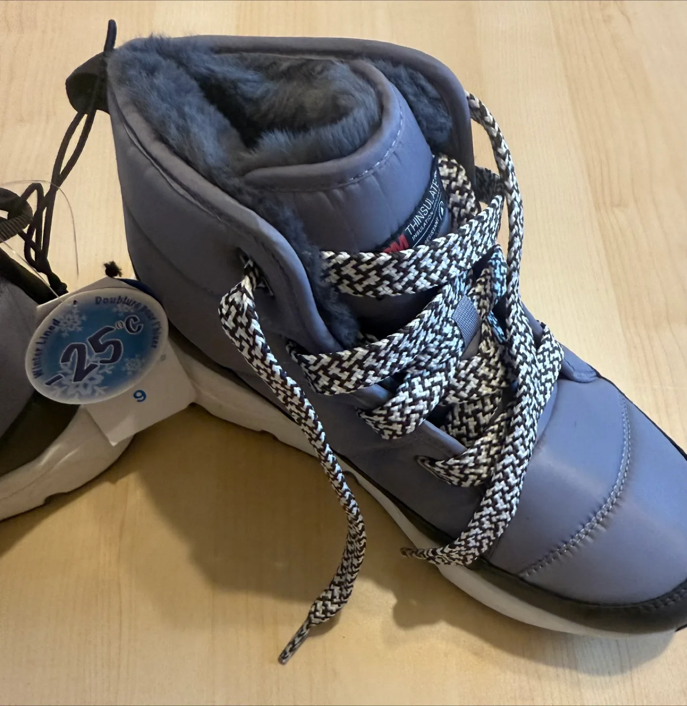 Double Lined Winter Boots - Size 6 image indicator(3)