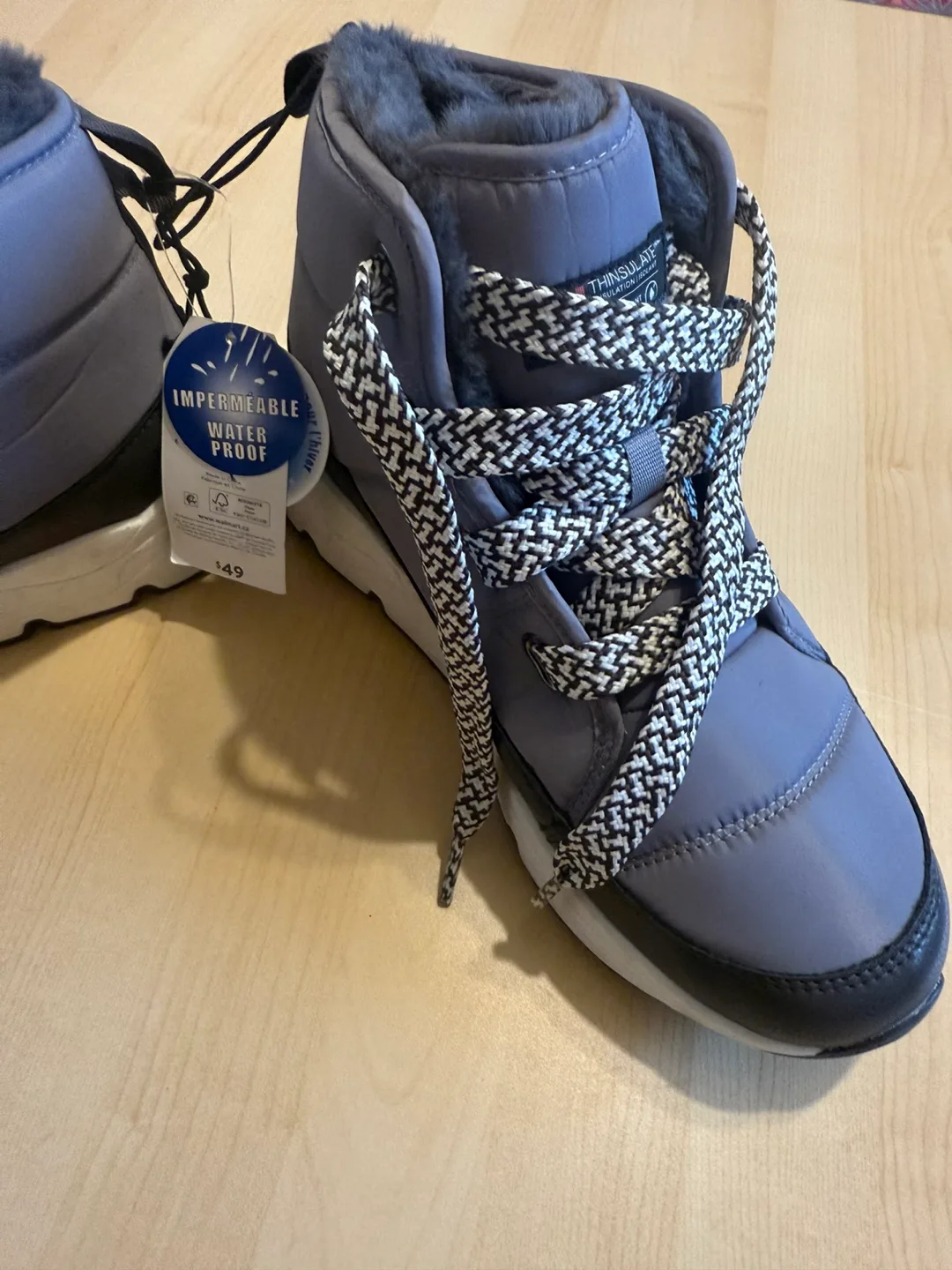 Double Lined Winter Boots - Size 6 image indicator(2)