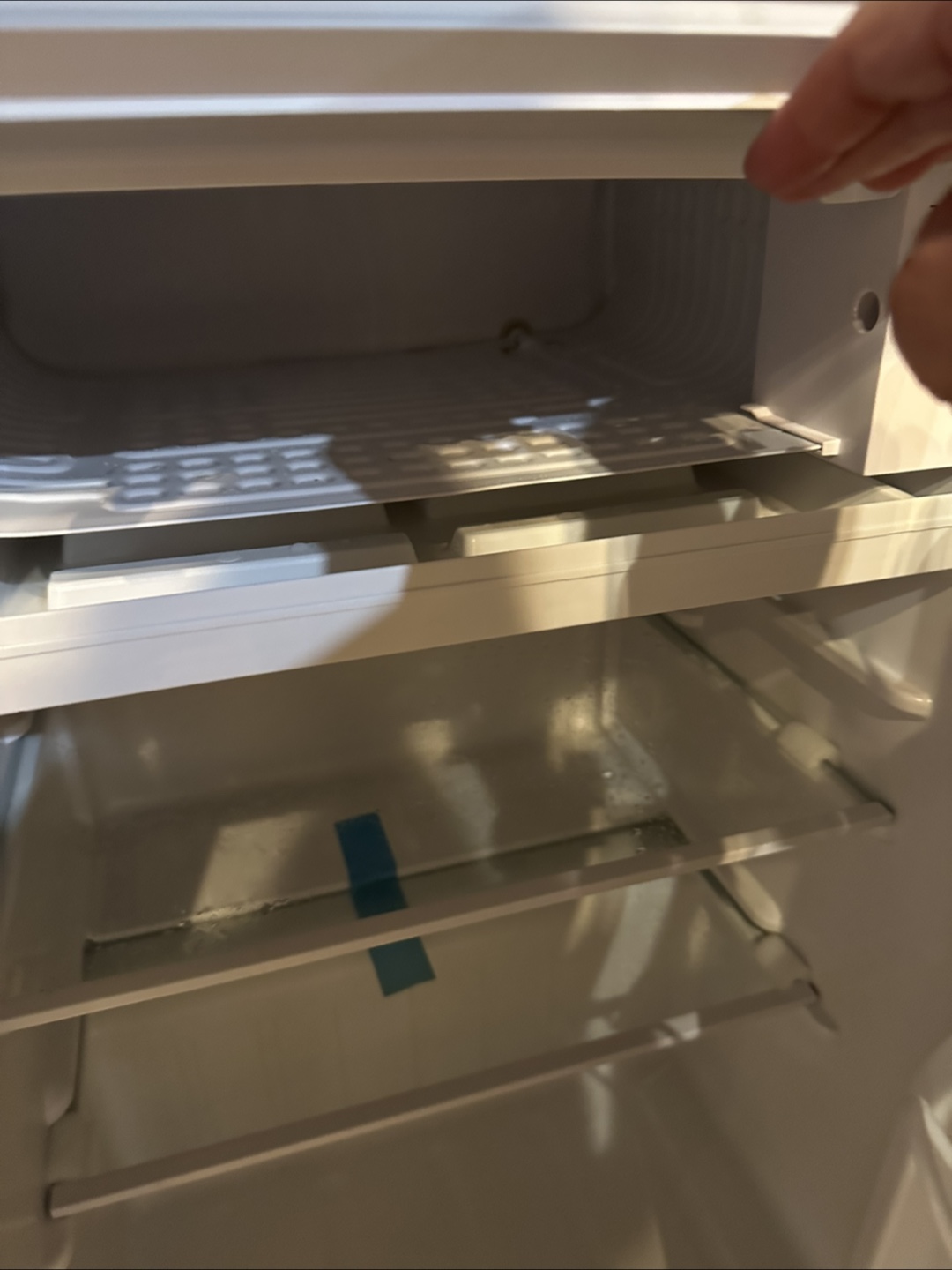 Black+Decker Mini Fridge Energy Star Stainless Steel - photo 4