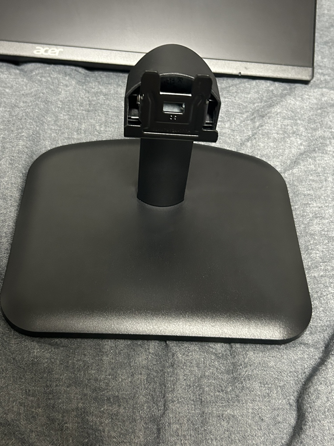 Acer Monitor with Stand & Cables