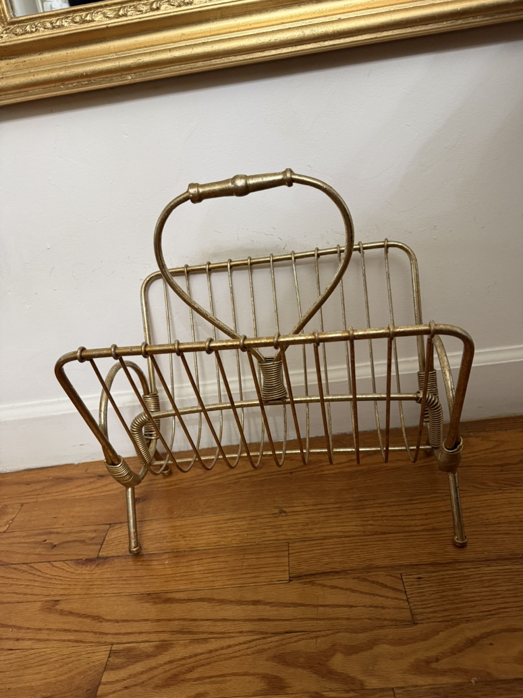 Vintage Gold Metal Magazine Rack - photo 4