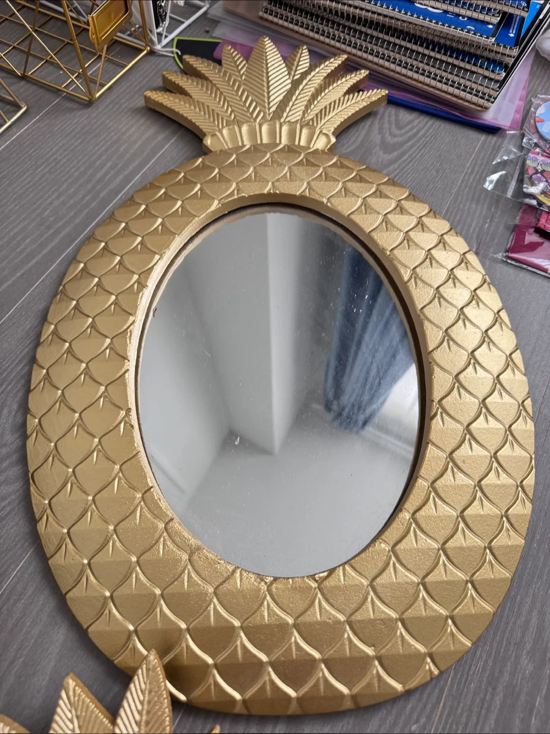 Gold Pineapple Accent Mirror image indicator(4)