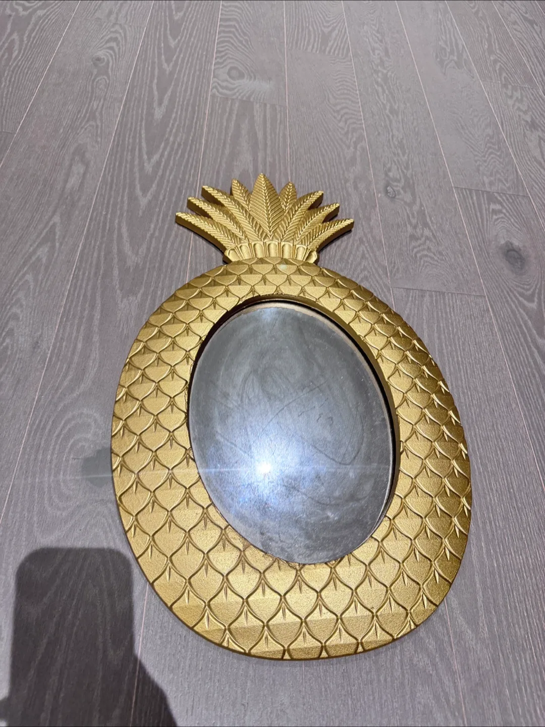 Gold Pineapple Accent Mirror image indicator(2)