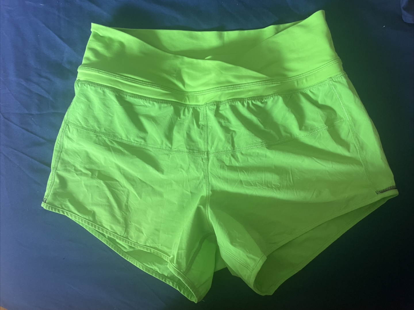 Lululemon Green Running Shorts size 6