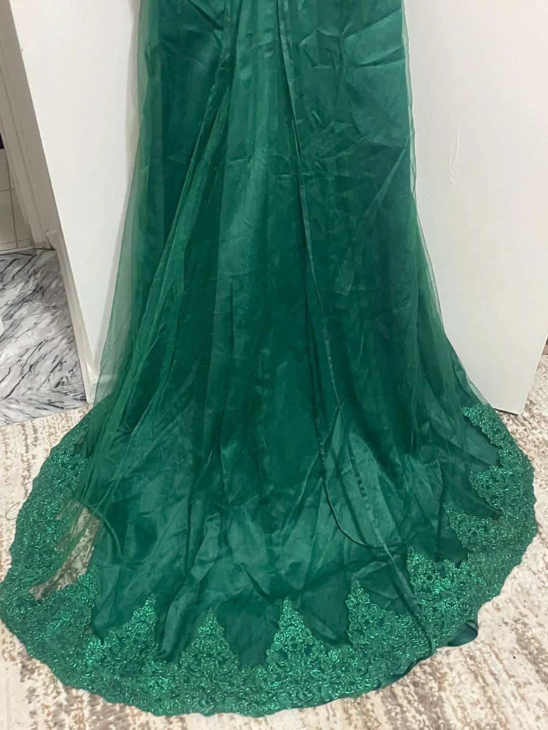 Green Formal Dress image indicator(4)