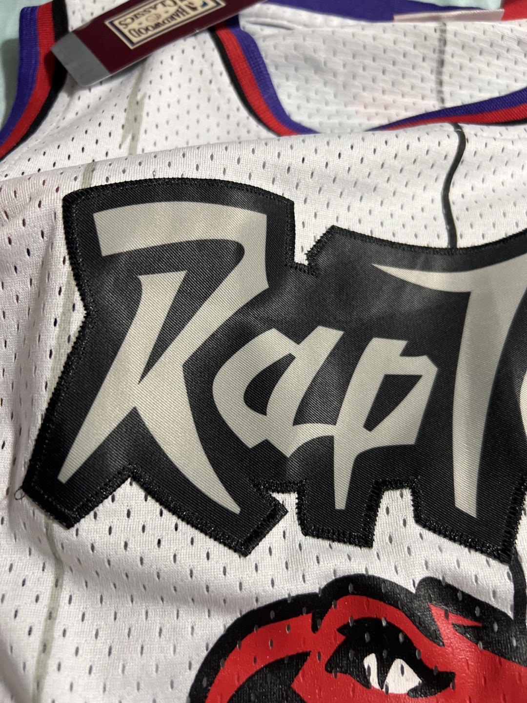 Mitchell & Ness Raptors Jersey - Size M - photo 3