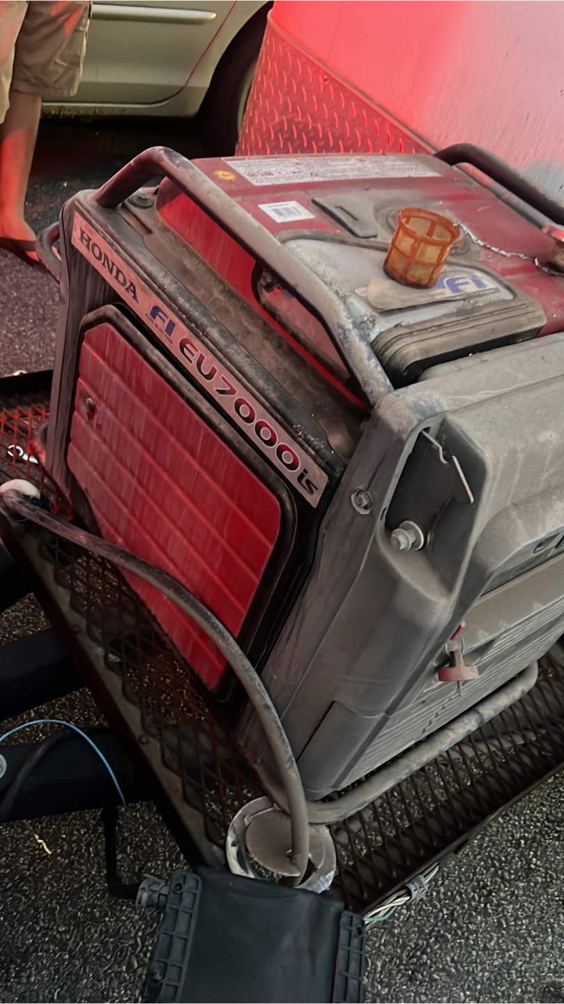 American Trailer & Honda EU7000iS Generator - photo 3