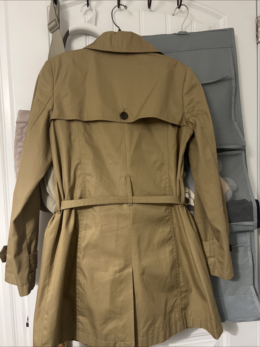 Banana Republic Trench Coat, Size 2 - photo 3