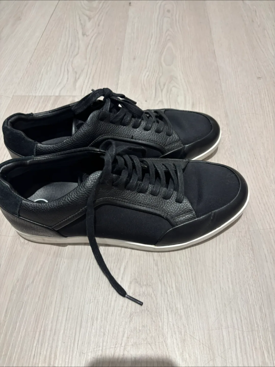 Calvin Klein Black Sneakers US 8.5 image indicator(3)