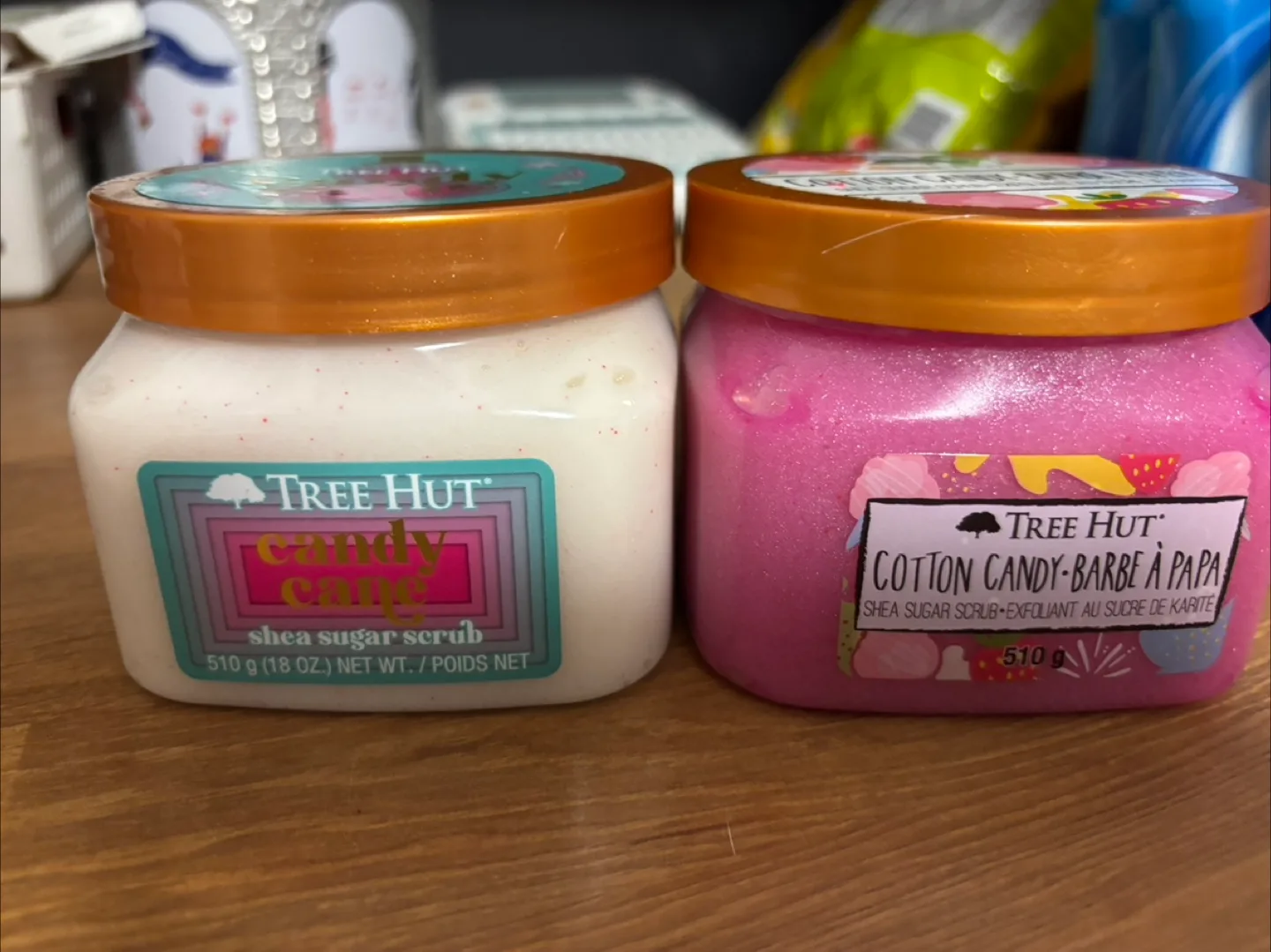 Tree Hut Shea Sugar Scrub - Candy Cane & Cotton Candy thumbnail