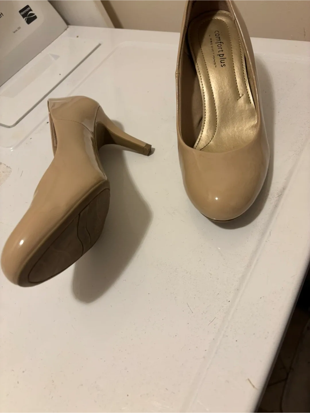 Comfort Plus Predictions Beige Heels, Size 8.5 image indicator(2)