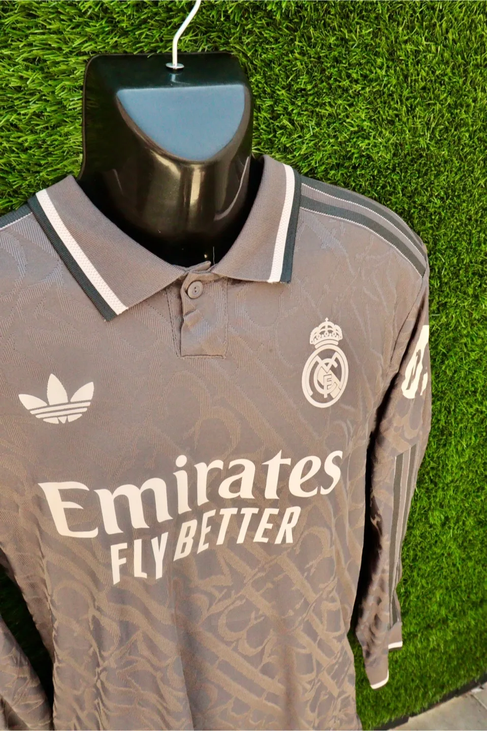 Real Madrid Bellingham #5 Long Sleeve Jersey thumbnail