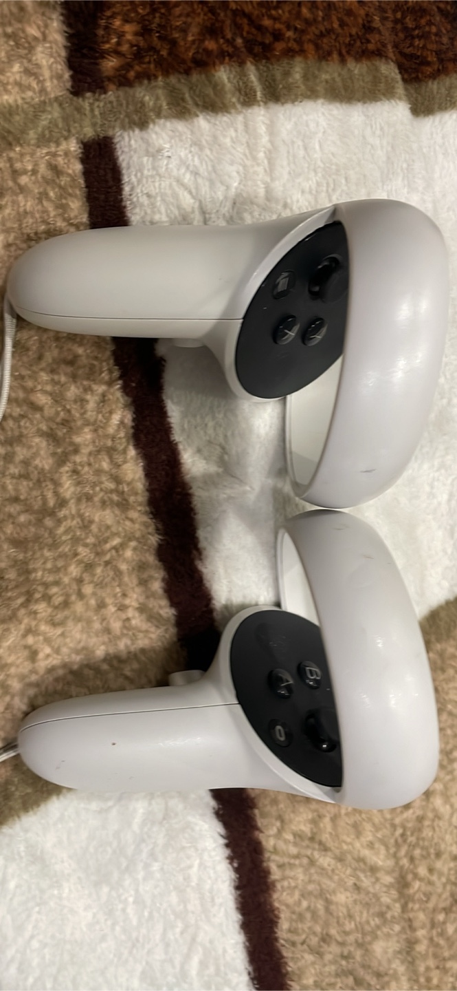 Oculus Quest 2 FRIM PRICE - photo 2