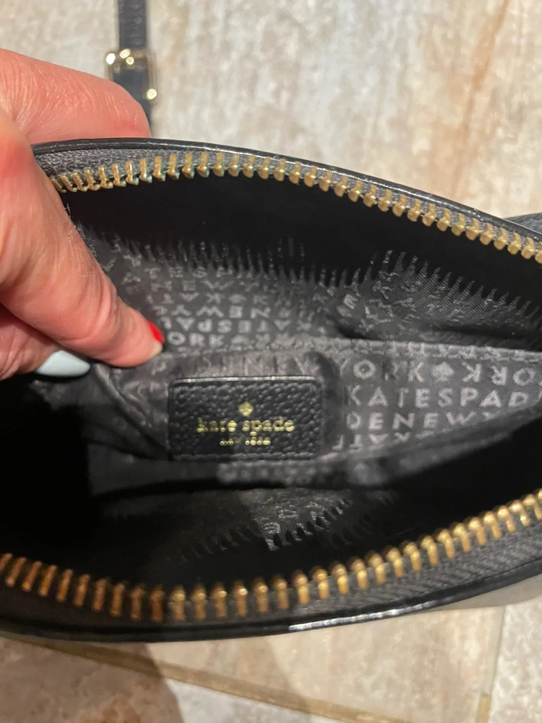 Kate Spade Black Leather Crossbody Bag image indicator(2)