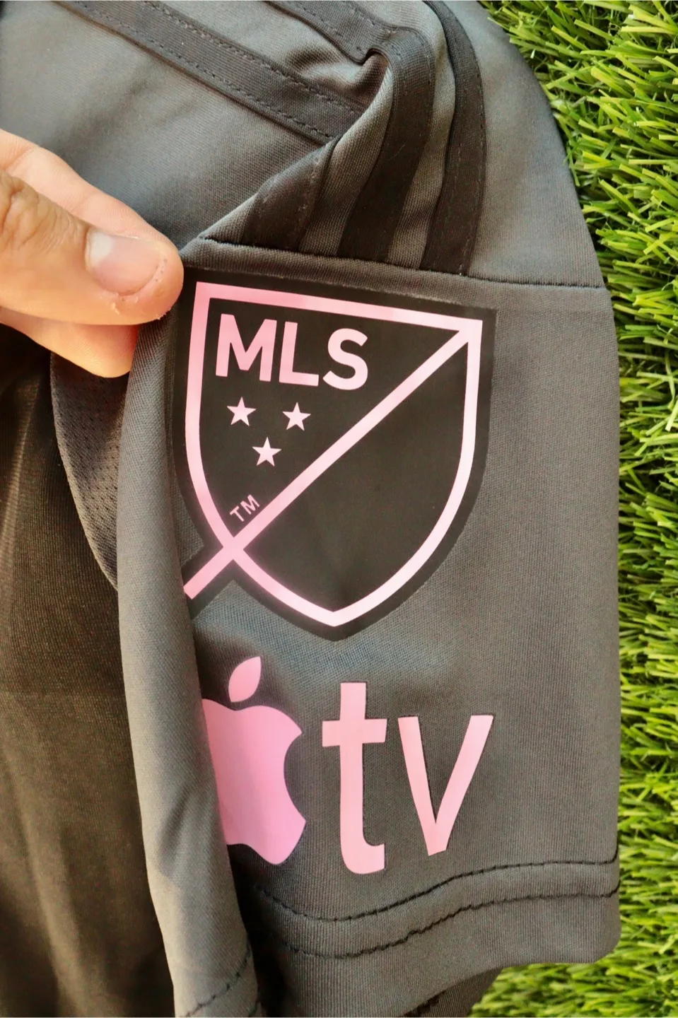 Adidas Inter Miami Messi 10 Jersey - Size M image indicator(3)