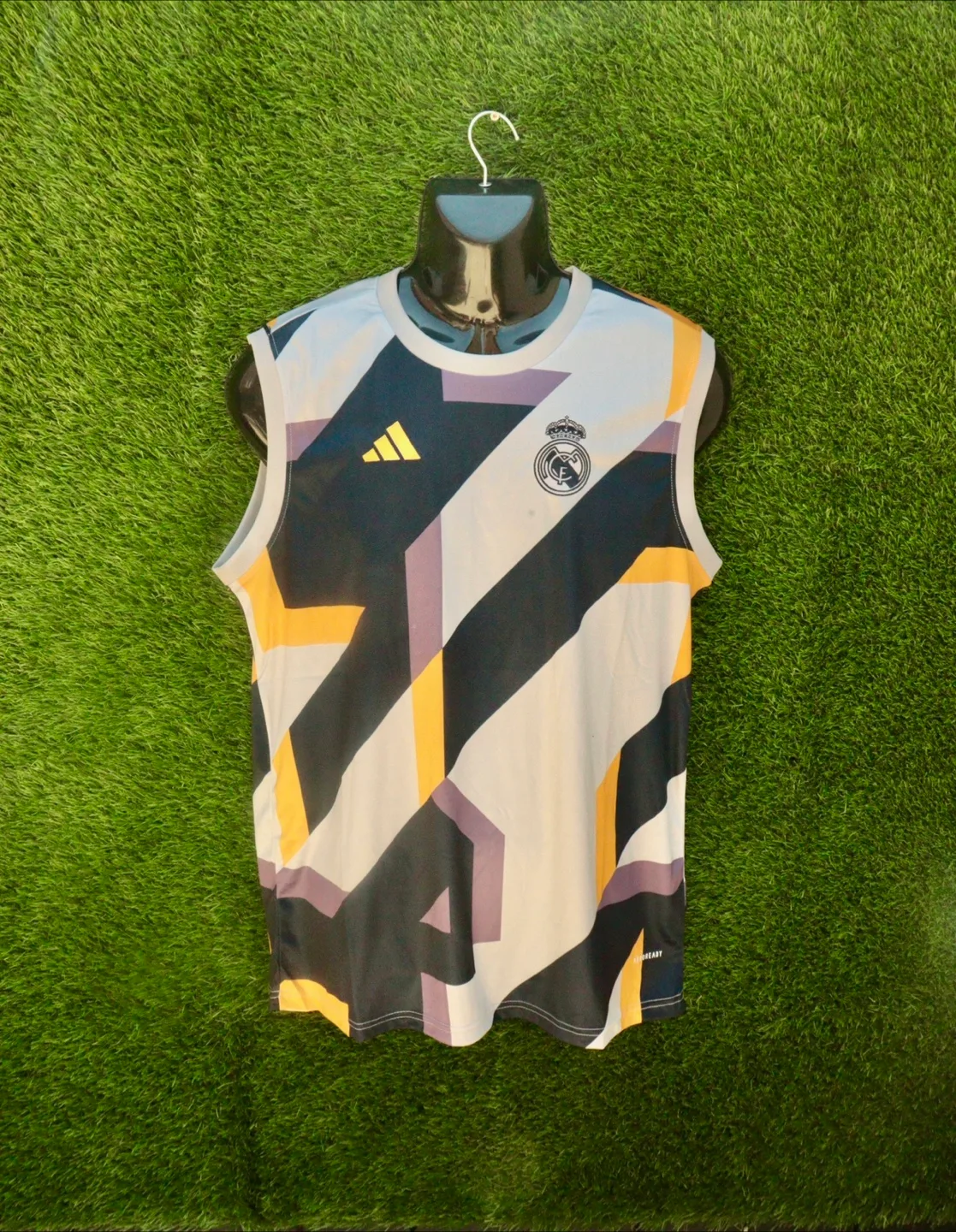 Adidas Real Madrid Training Tank Top image indicator(2)