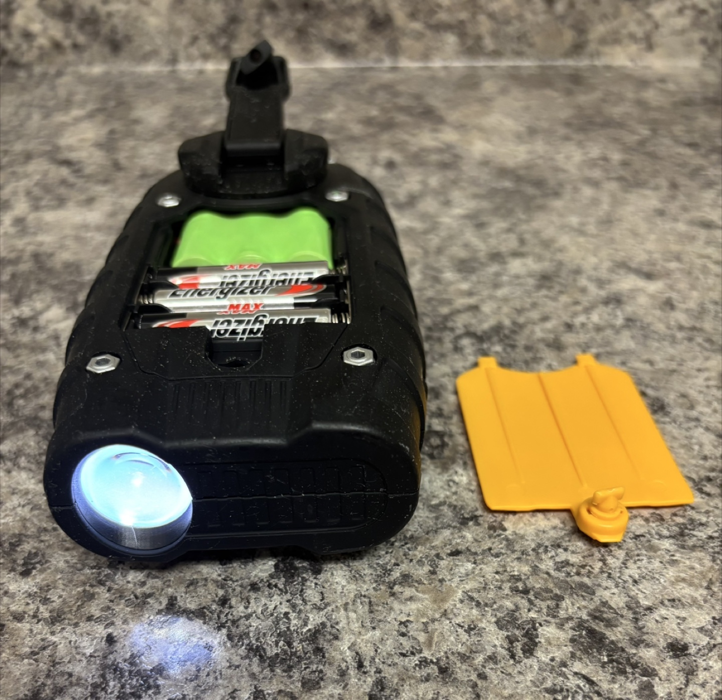 Hummer Radio Flashlight - photo 2