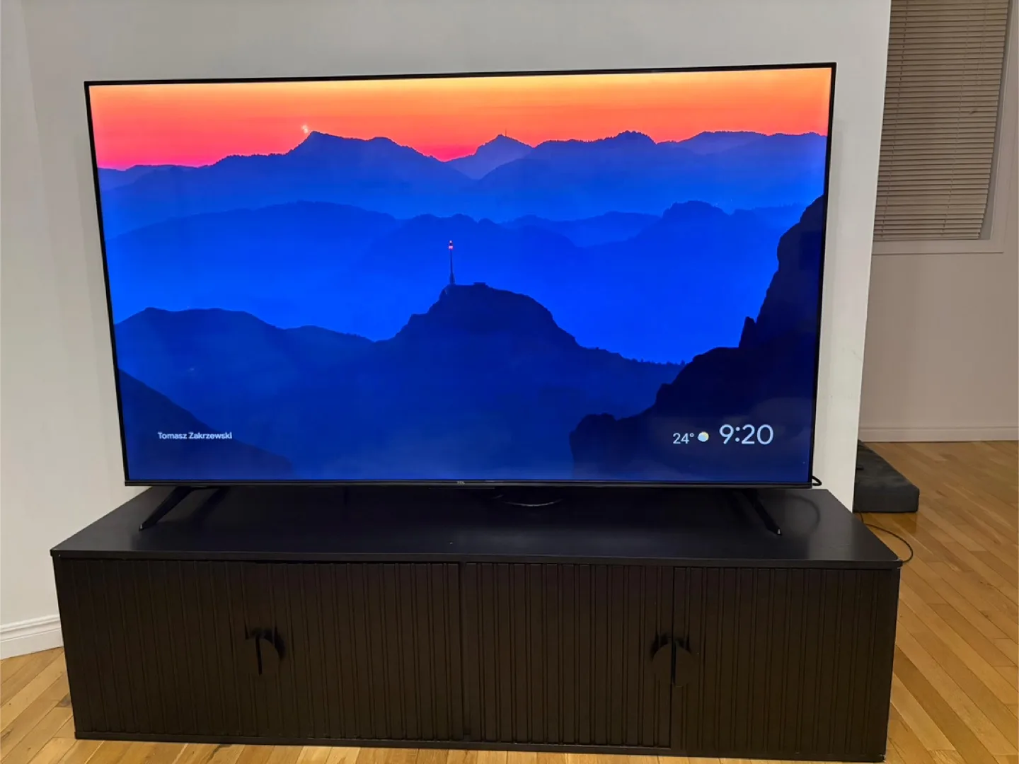 TCL 65" Q65 QLED 4K UHD Smart TV - Like New! thumbnail