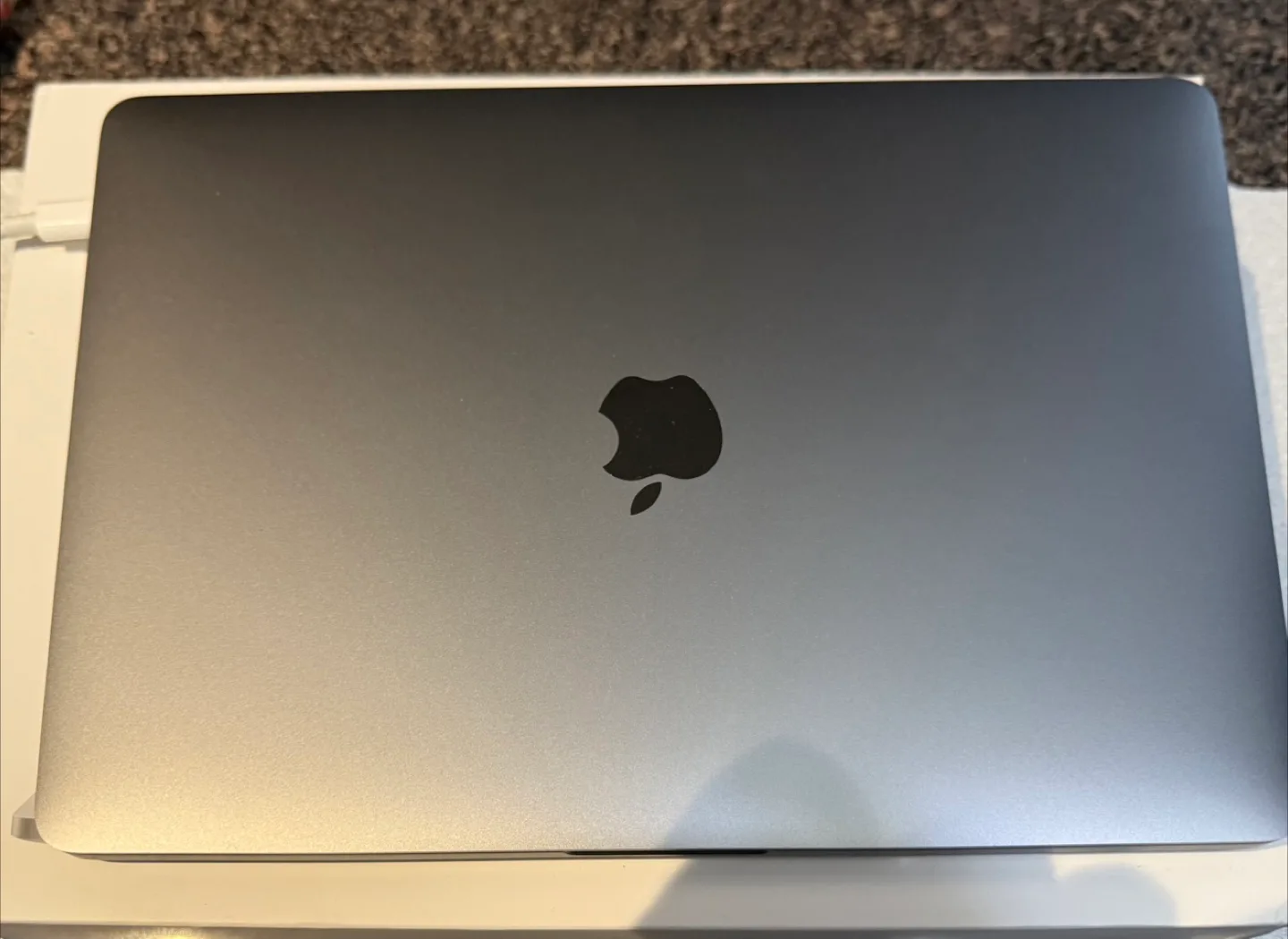 MacBook Pro 13-inch, M2 Chip, 8GB 256 GB SSD image indicator(6)