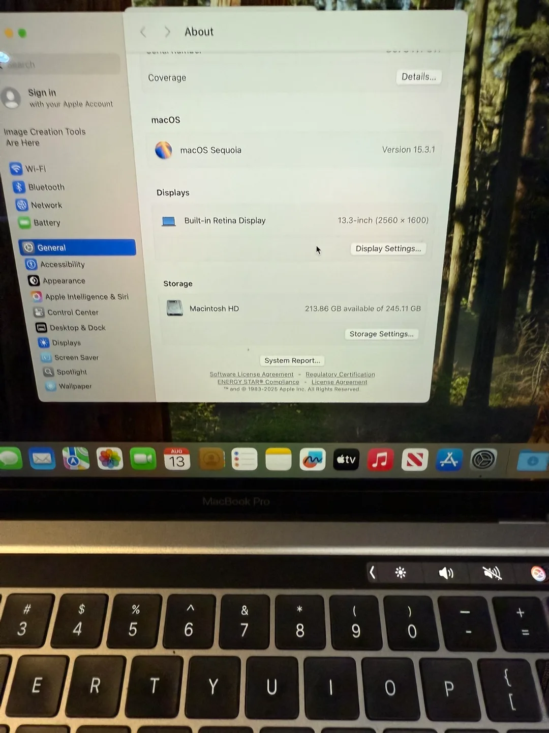 MacBook Pro 13-inch, M2 Chip, 8GB 256 GB SSD image indicator(2)