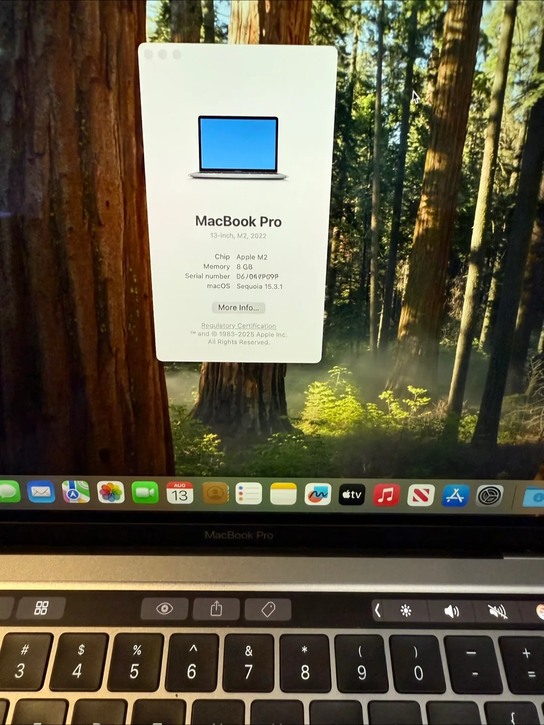 MacBook Pro 13-inch, M2 Chip, 8GB 256 GB SSD image indicator(3)