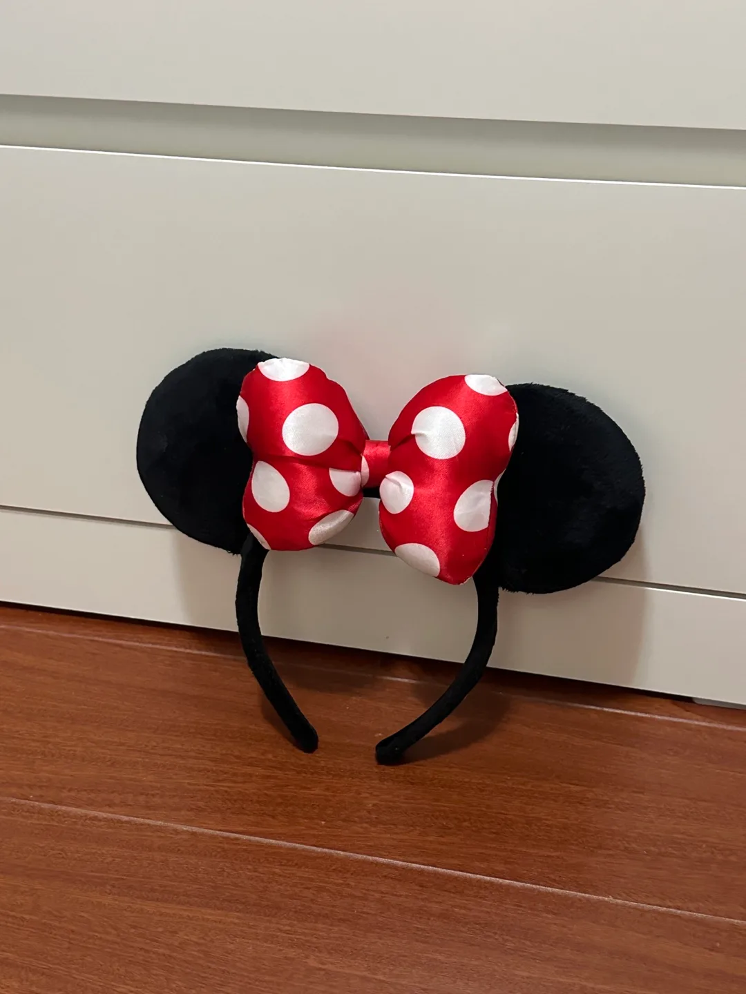 Minnie Mouse Ears Headband thumbnail