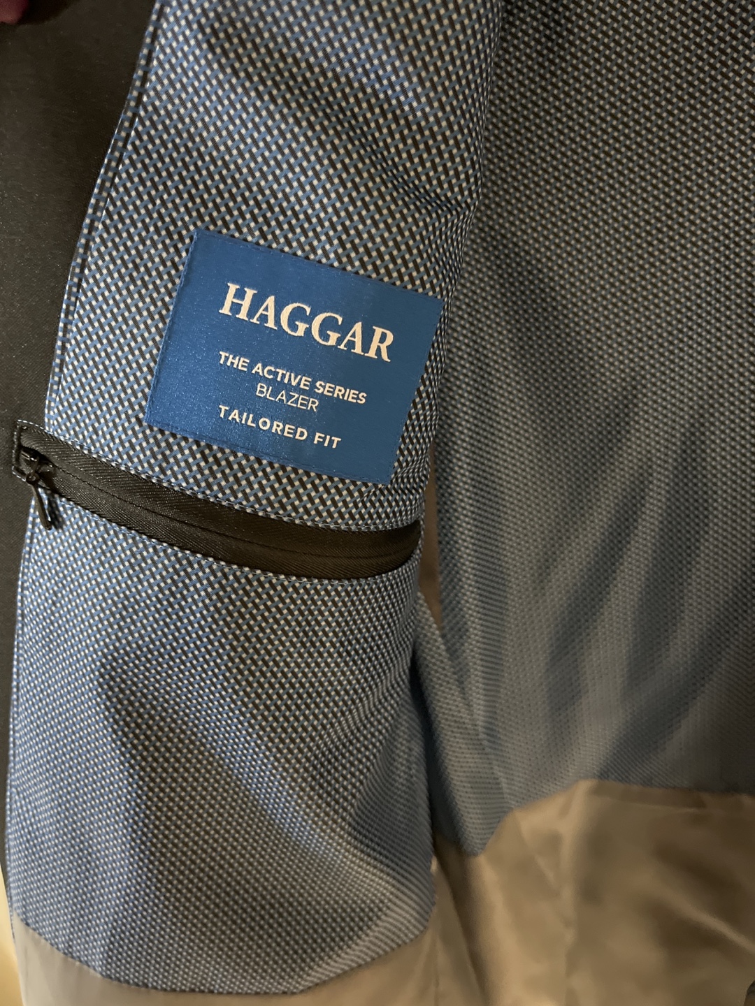 Haggar Active Series Tailored Fit Blazer - Size 44 Regular - photo 4