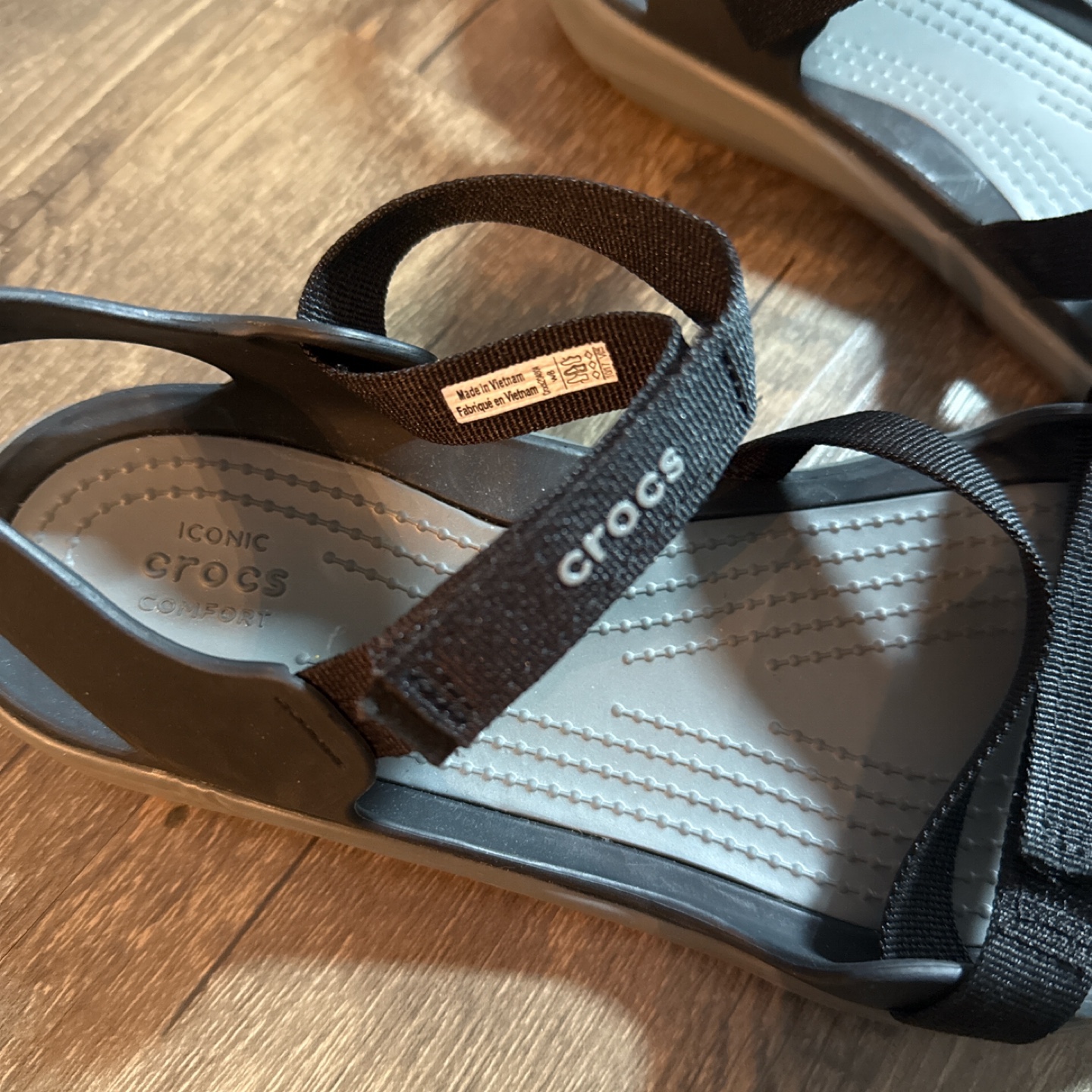 Crocs Swiftwater Sandals - Black - Size 8 - photo 3