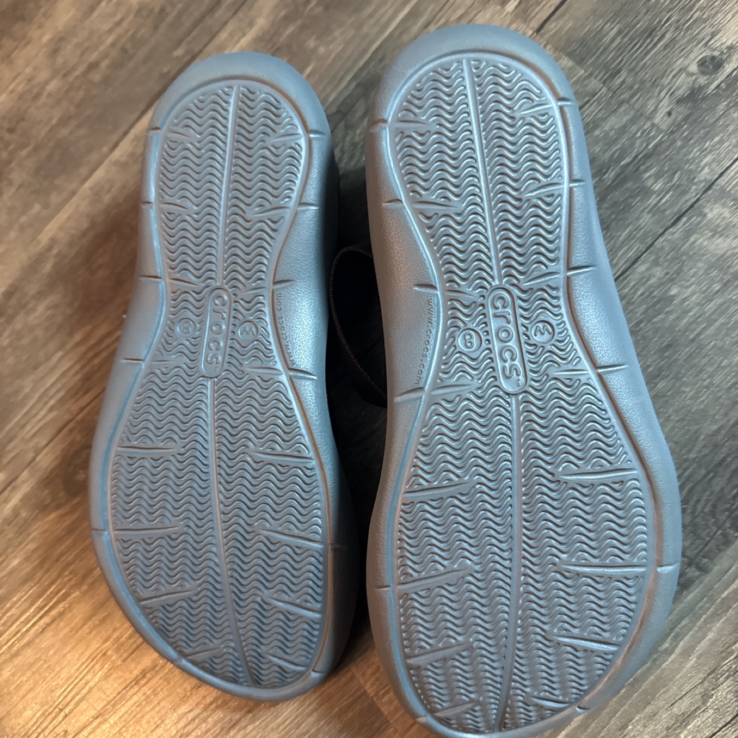 Crocs Swiftwater Sandals - Black - Size 8 - photo 4