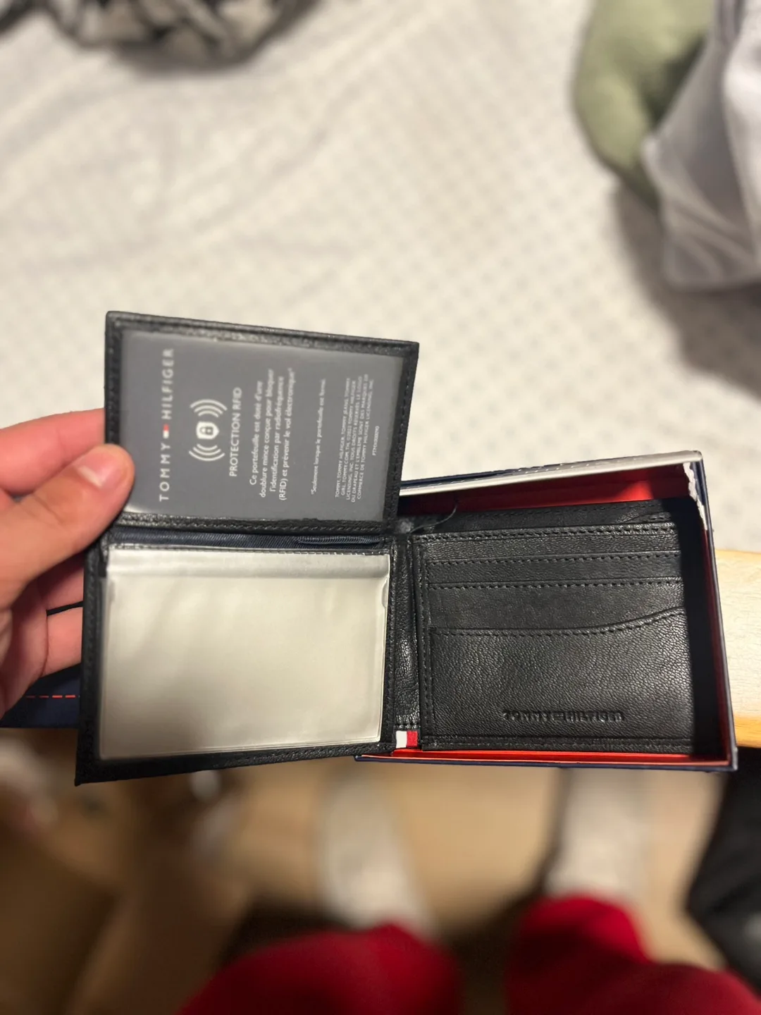 Tommy Hilfiger Black Leather Passcase Wallet - New image indicator(4)