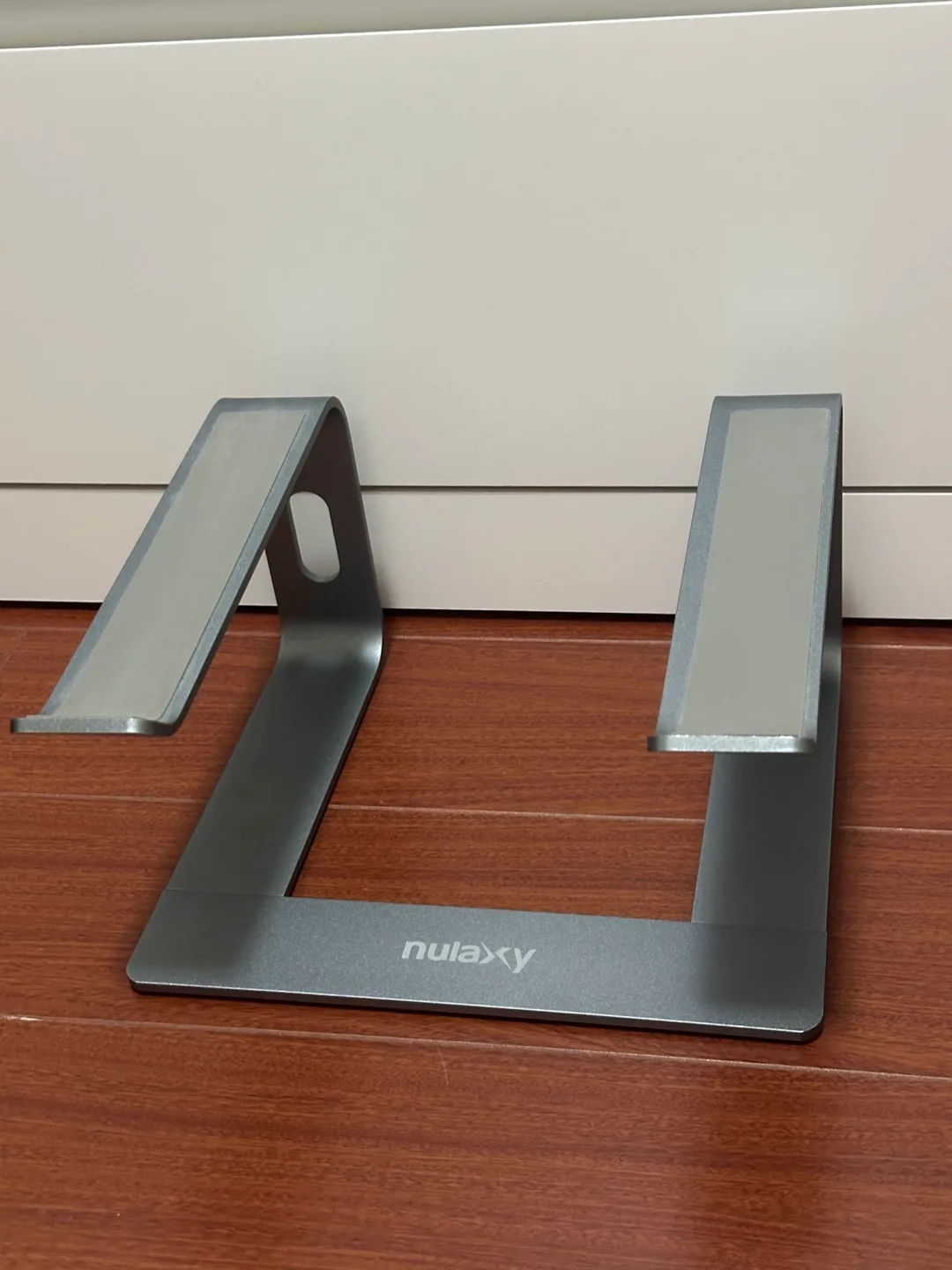 Nulaxy Laptop Stand thumbnail