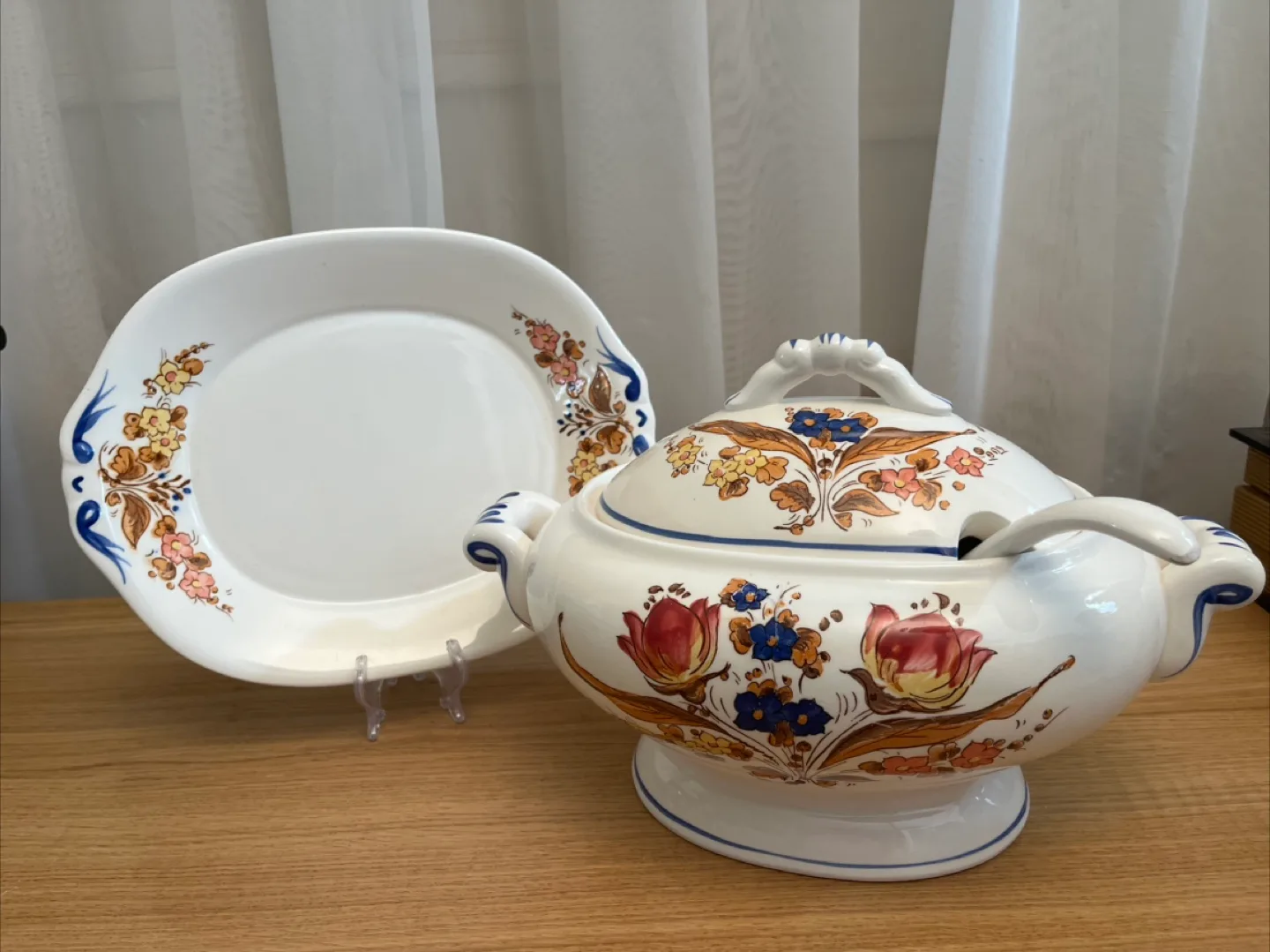 Floral Ceramic Soup Tureen with Ladle and Plate image indicator(5)