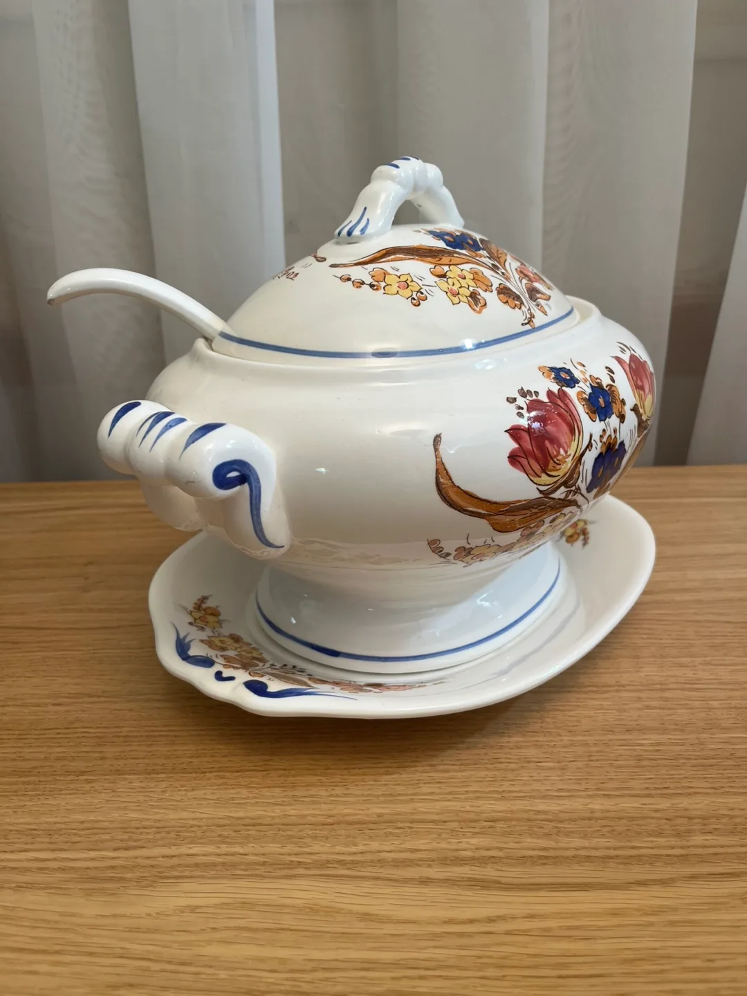 Floral Ceramic Soup Tureen with Ladle and Plate image indicator(7)