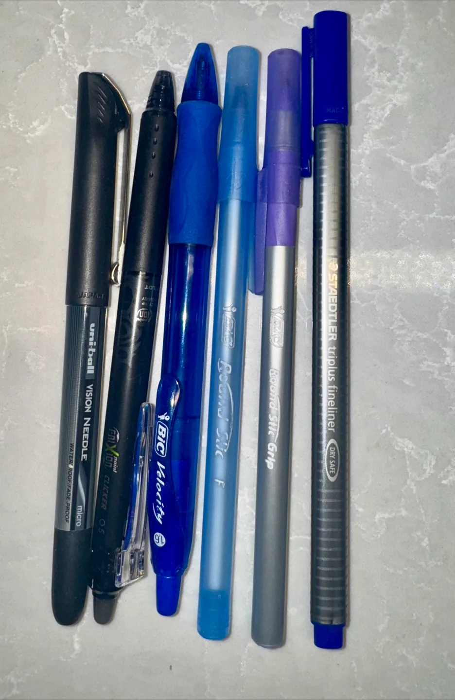 Assorted Pens, Markers & Highlighters image indicator(2)