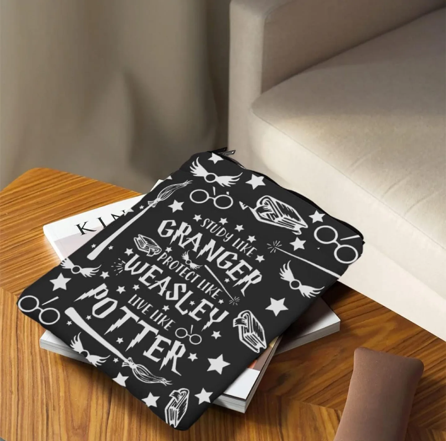 Harry Potter Waterproof Tablet Case - 11.8 inch image indicator(4)