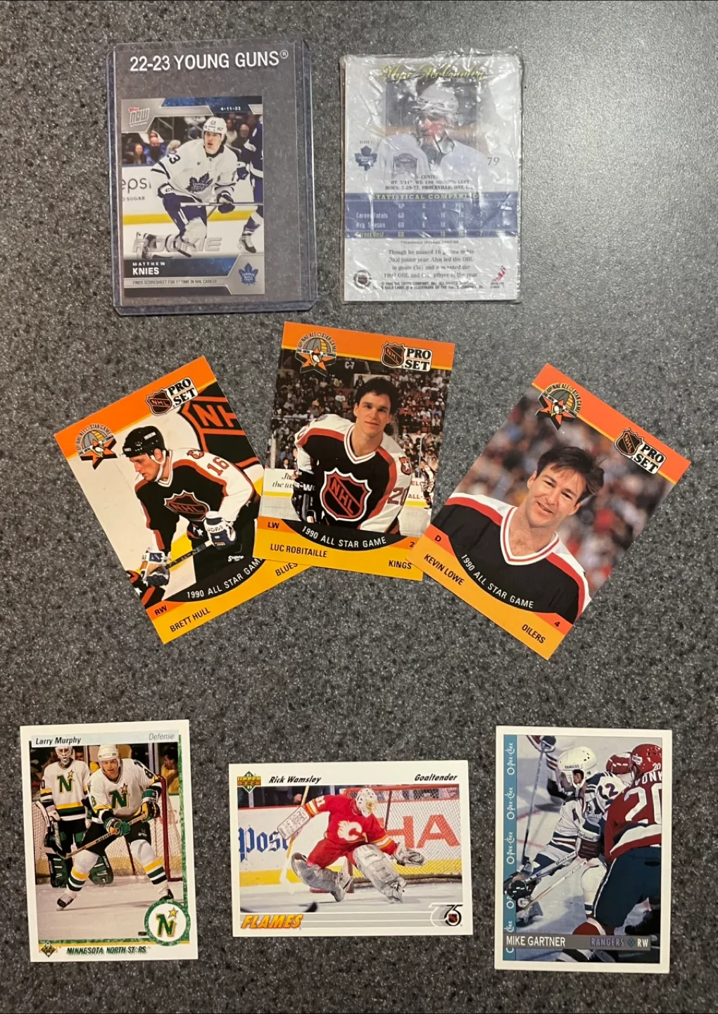 Mixed Lot of Vintage Hockey, Baseball and Football Trading Cards image indicator(4)